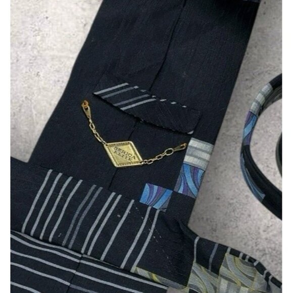 SERICA Silk Tie ITALY Black Gray Geometric Art W:4" EUC - Picture 2 of 6